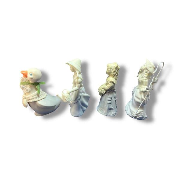 Lot of 4 VINTAGE Avon Little Bo Peep Sweet Honesty Perfume Bottle Decanter Empty - Picture 4 of 9